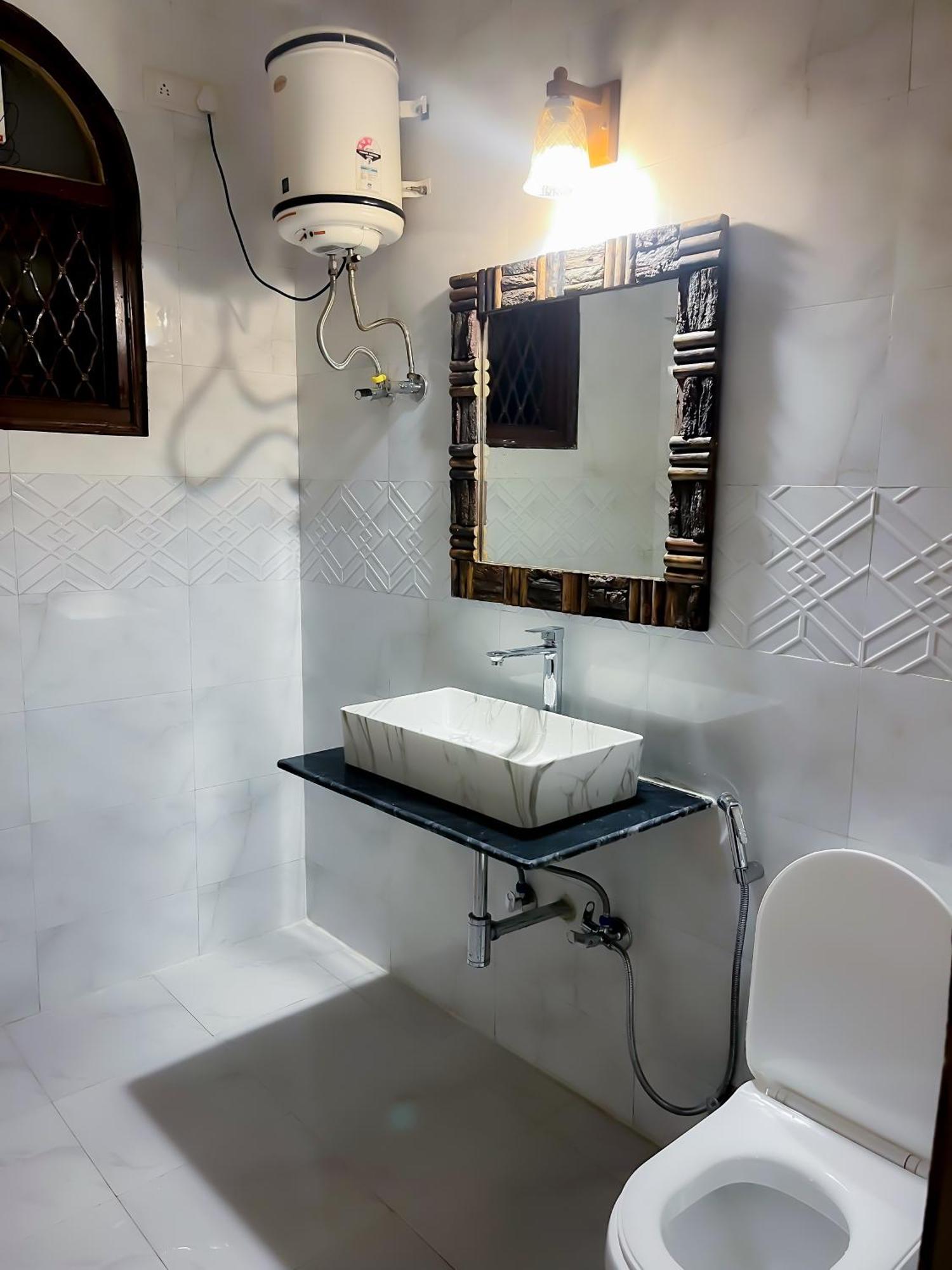 Atharva'S Homestay, Nehru Enclave New Delhi Exterior photo