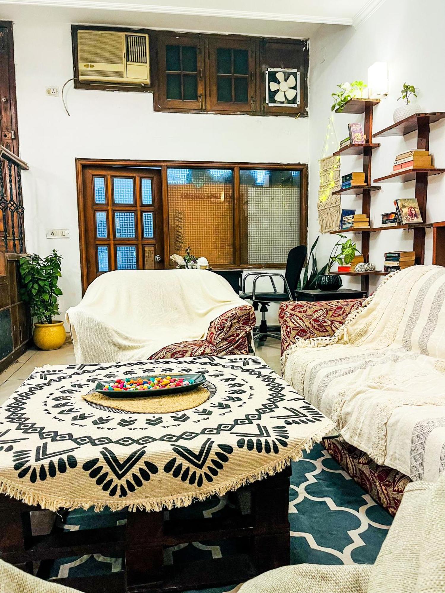 Atharva'S Homestay, Nehru Enclave New Delhi Exterior photo