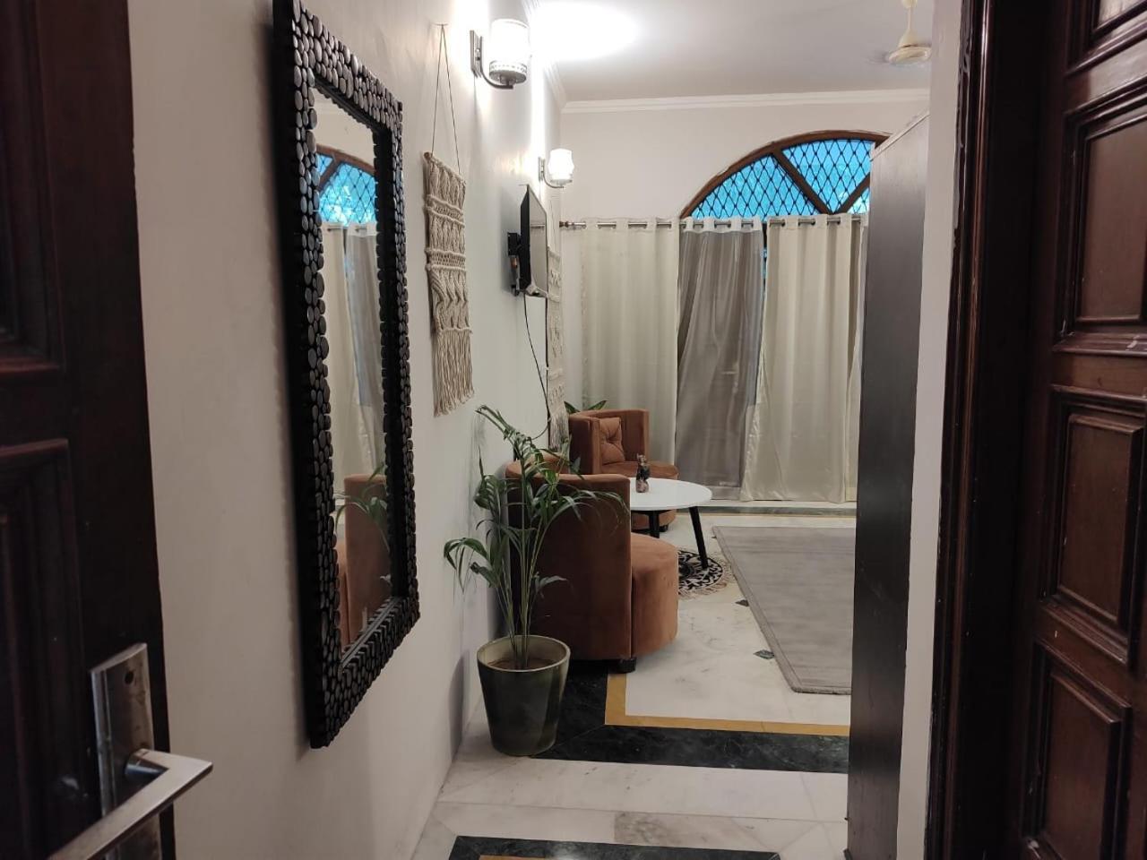 Atharva'S Homestay, Nehru Enclave New Delhi Exterior photo